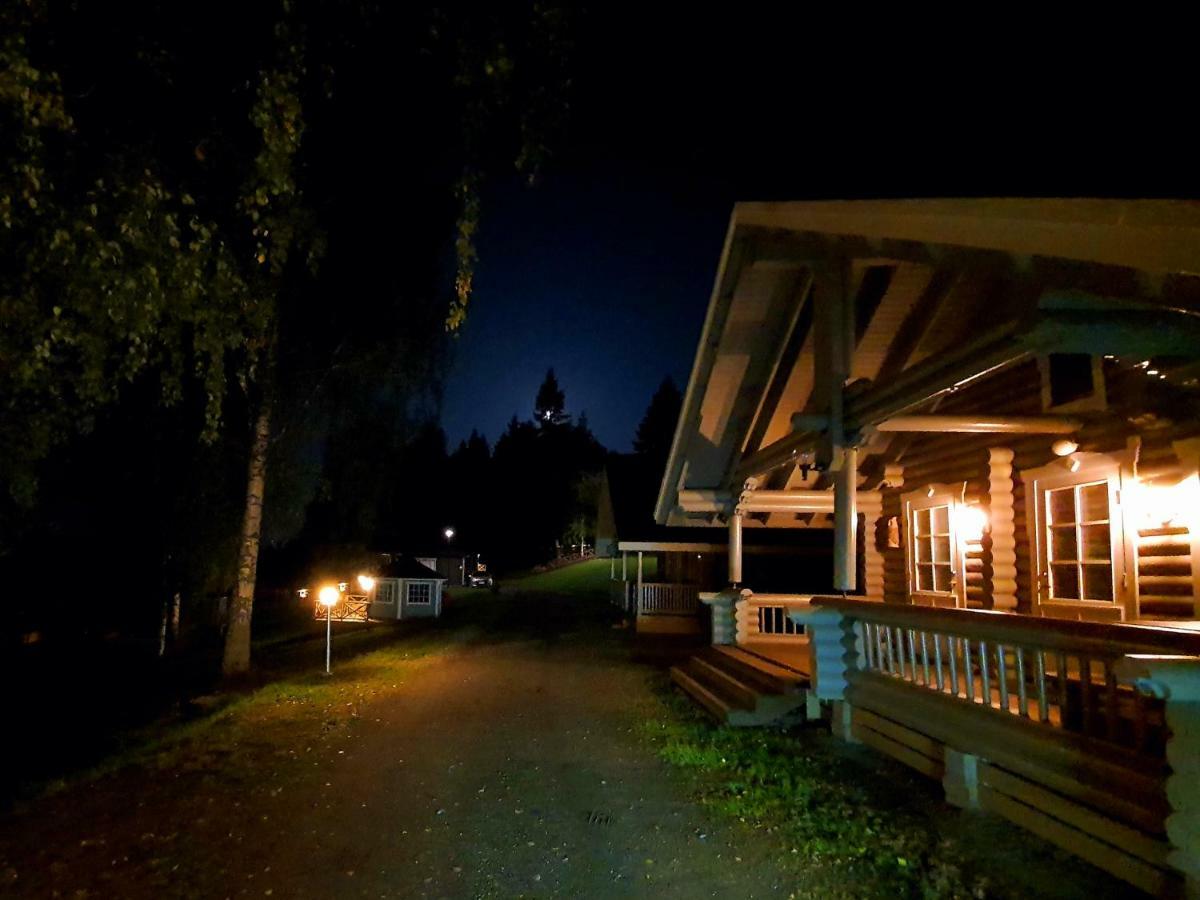 Mansikkaharju Holiday Camp เลปปาเวียร์ตา ภายนอก รูปภาพ